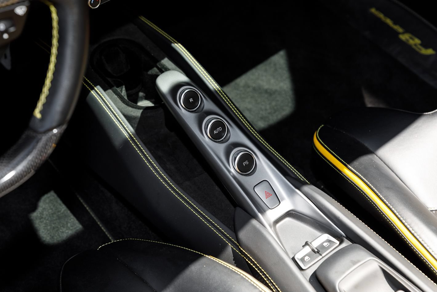 Used 2022 Ferrari F8 Tributo RWD image 44