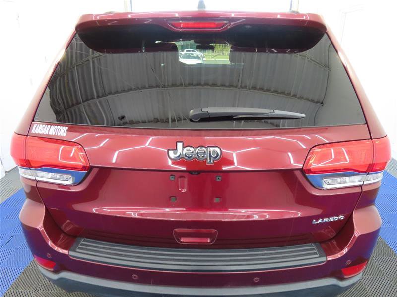 Used 2019 Jeep Grand Cherokee Laredo image 11