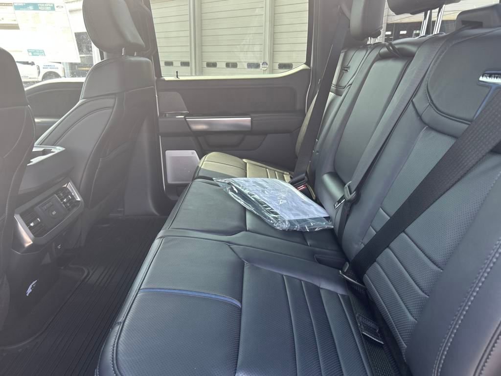New 2025 Ford F250 Platinum w/ FX4 Off-Road Package image 27