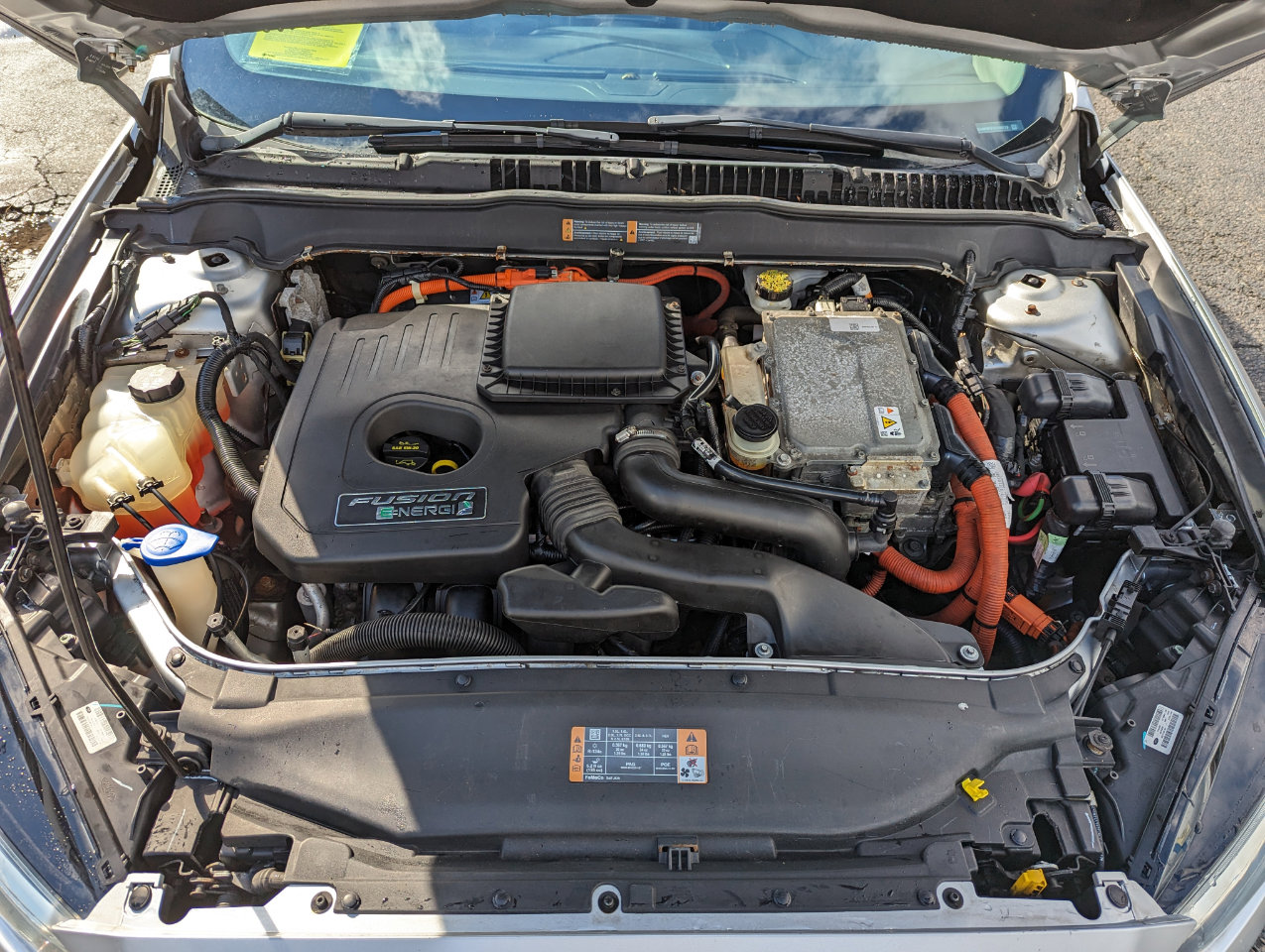 Used 2014 Ford Fusion Energi SE w/ Driver Assist Package image 41