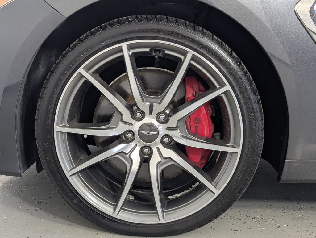 Used 2019 Genesis G70 3.3T Advanced RWD image 8