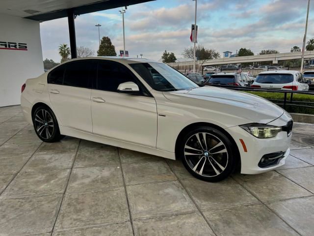 Used 2018 BMW 330i Sedan RWD image 5