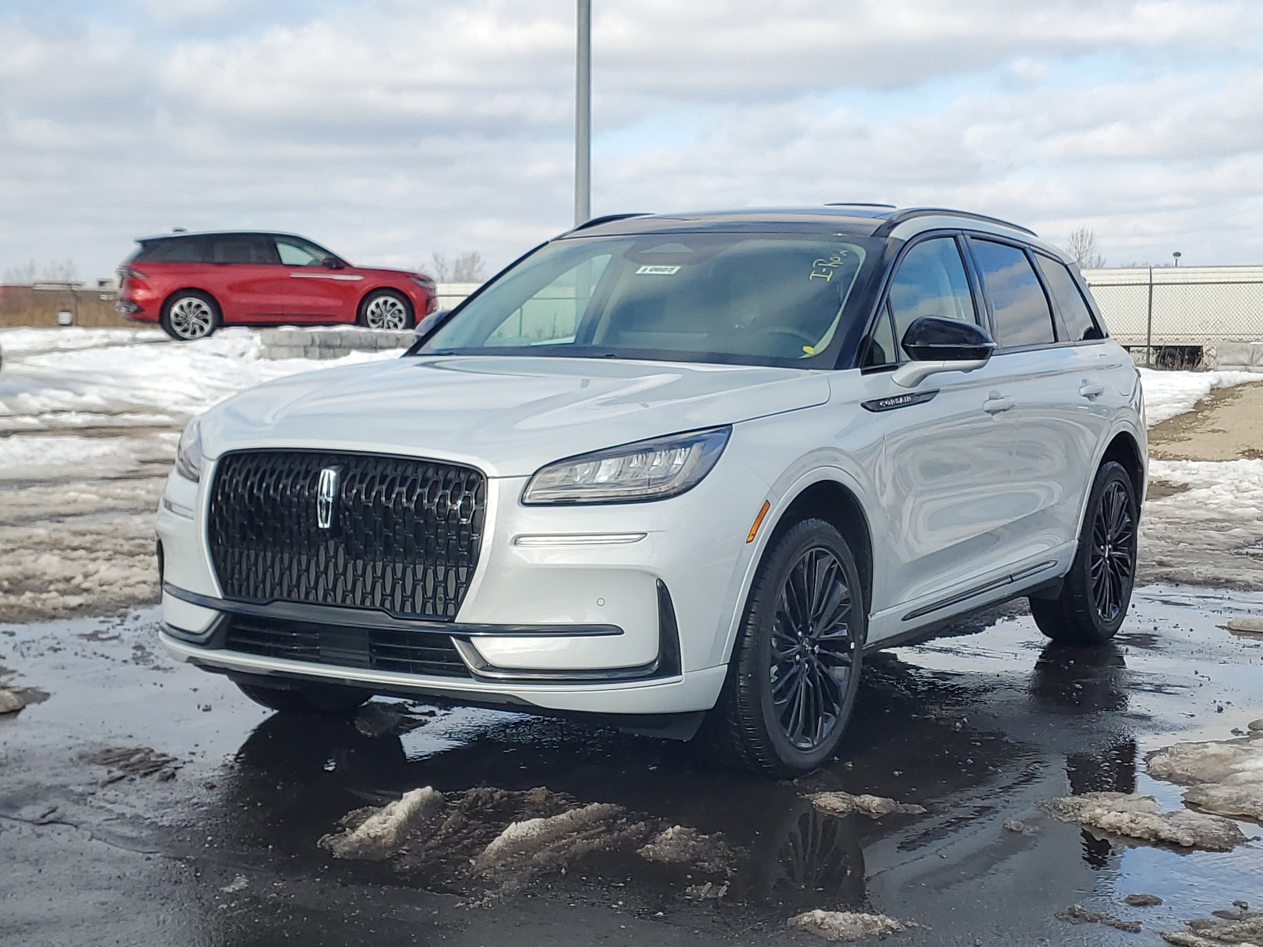 New 2026 Lincoln Corsair Premiere image 2
