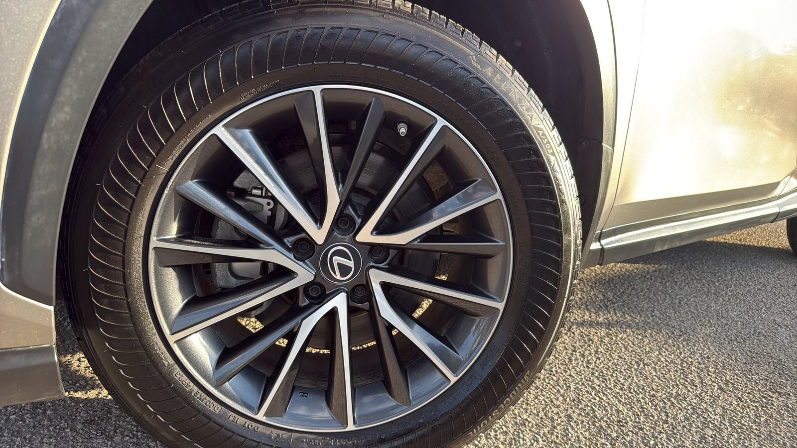 Used 2022 Lexus NX 250 FWD w/ Towing Package (2000 Lbs) image 29