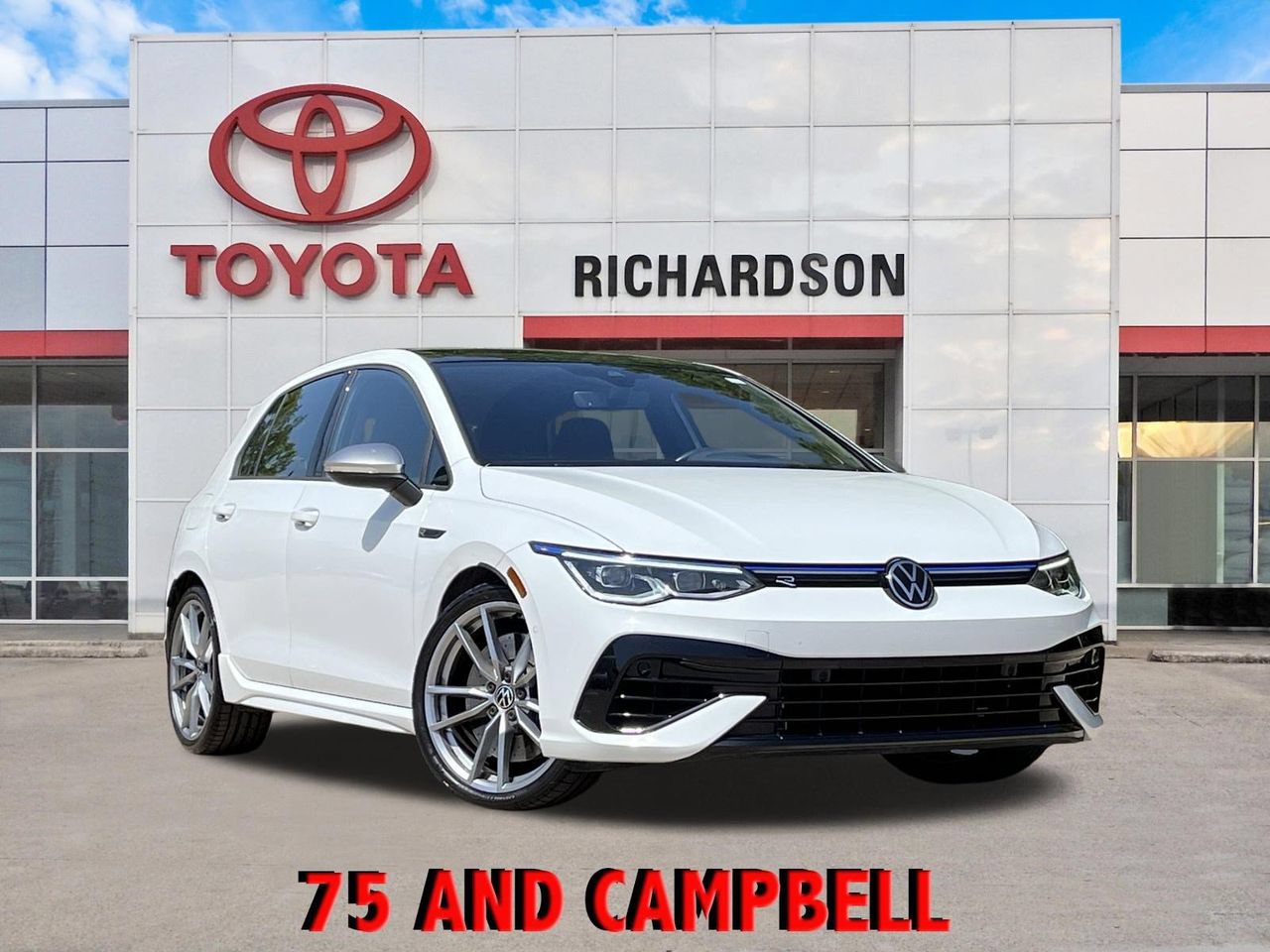 Used 2024 Volkswagen Golf R AWD/4WD image 1