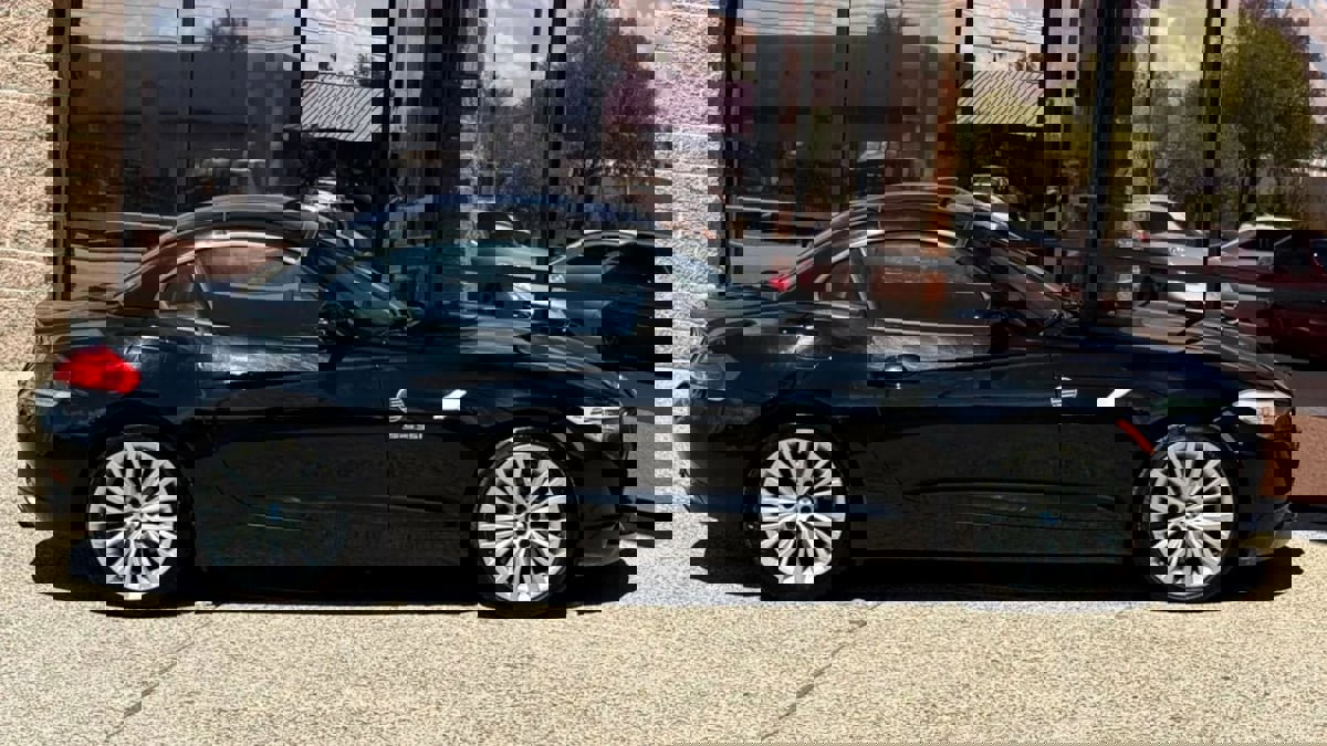 Used 2012 BMW Z4 sDrive35i image 23