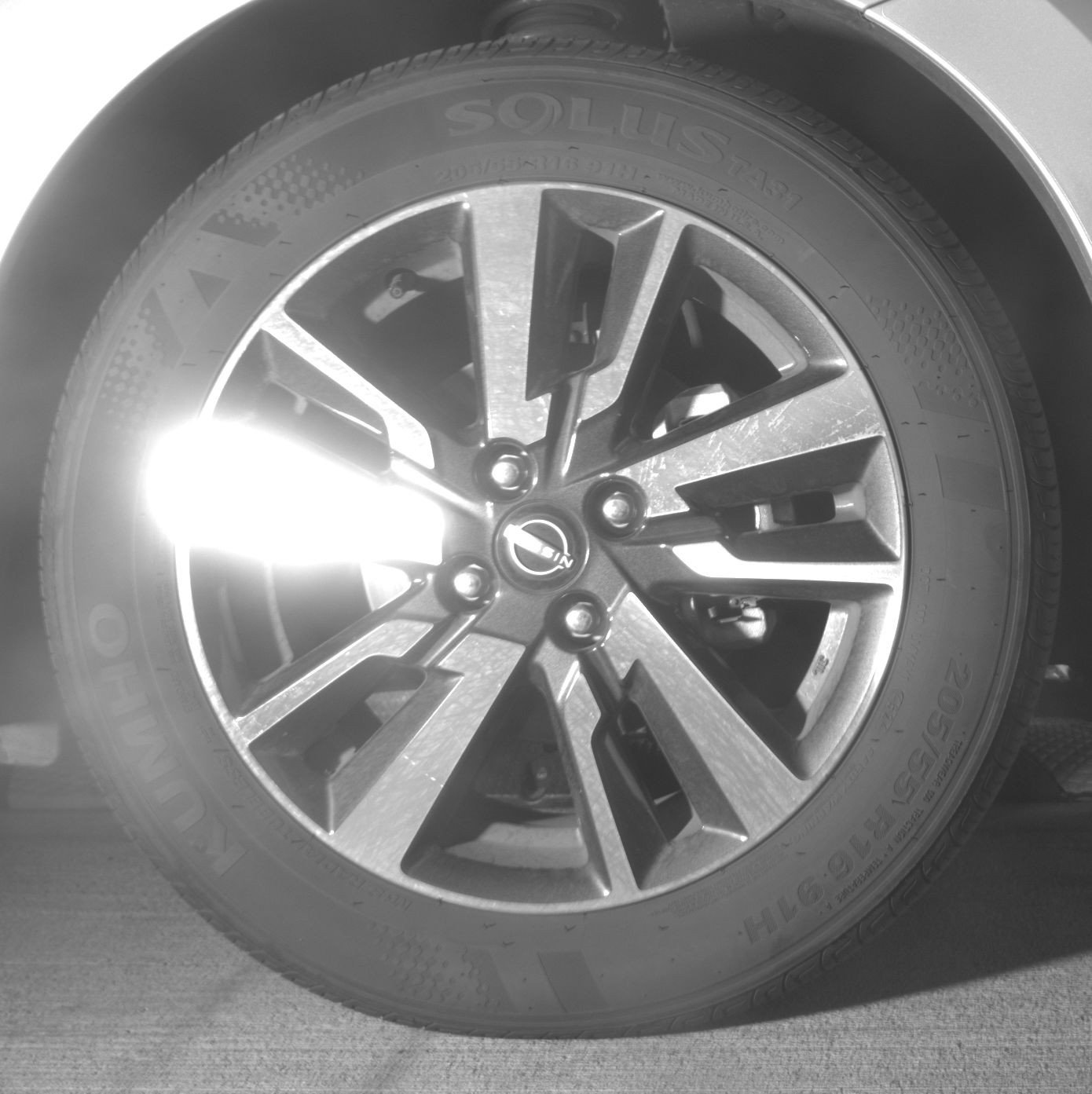 Used 2025 Nissan Versa SV FWD image 13