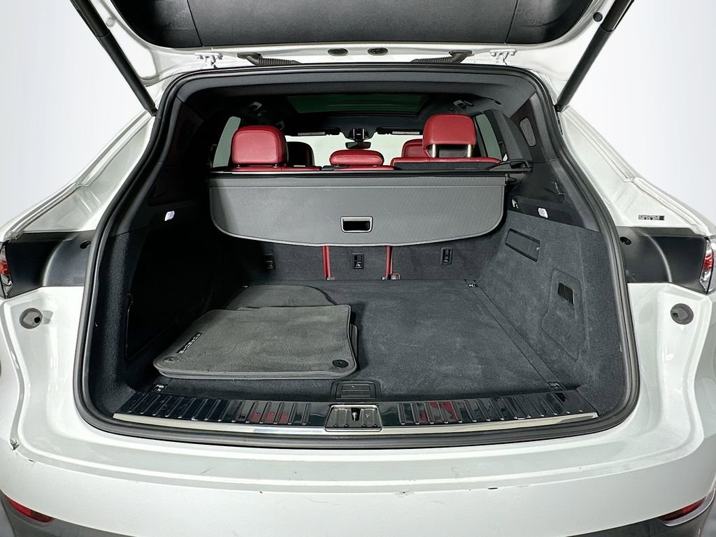 Certified 2023 Porsche Cayenne Platinum Edition AWD/4WD image 28