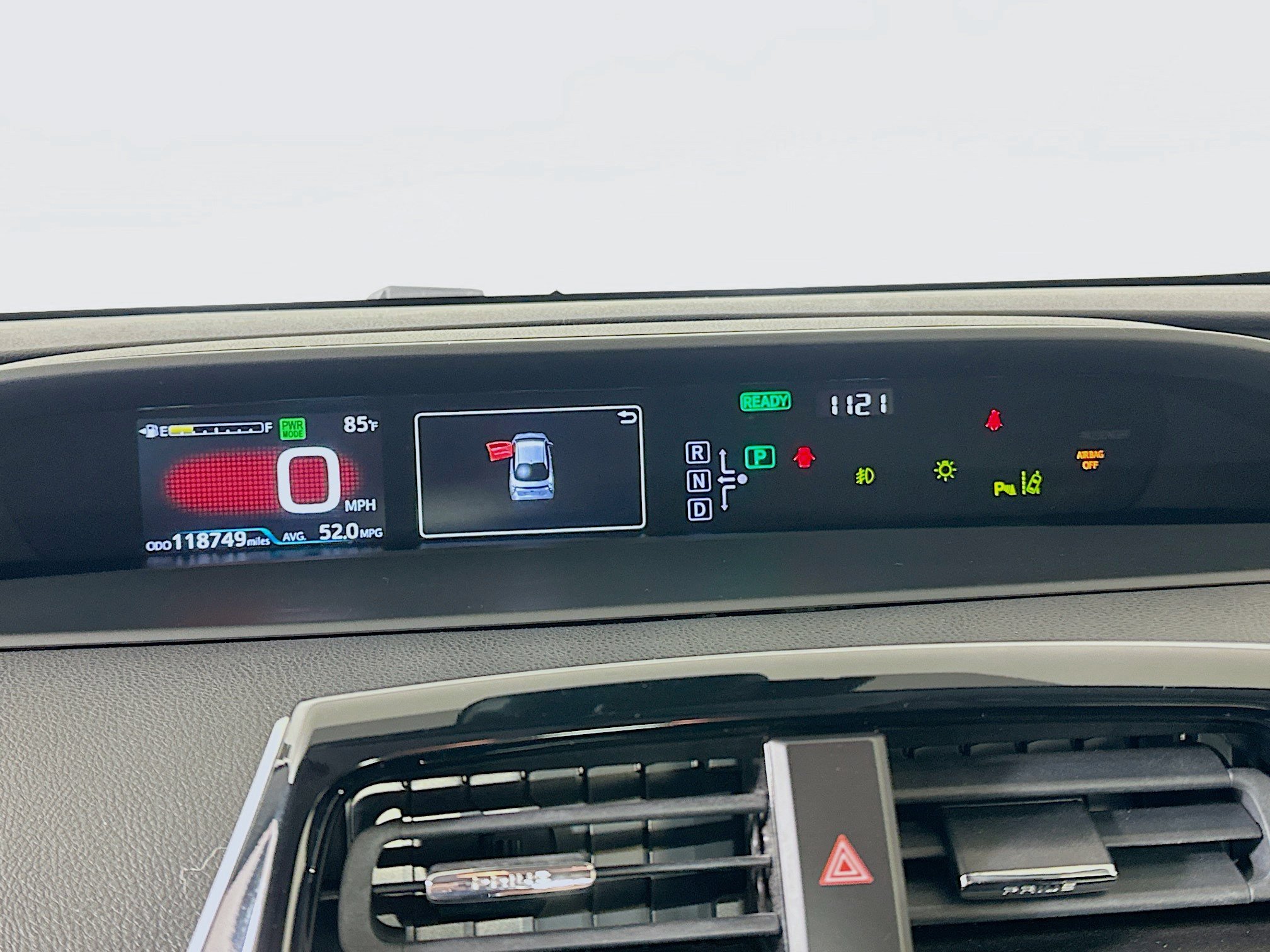 Used 2017 Toyota Prius Three Touring FWD image 19