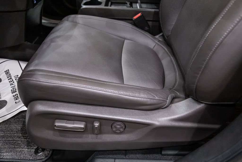 Used 2024 Honda Odyssey EX-L image 9