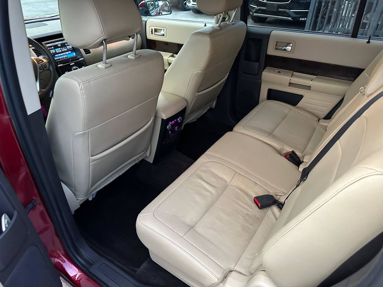 Used 2015 Ford Flex Limited FWD image 21