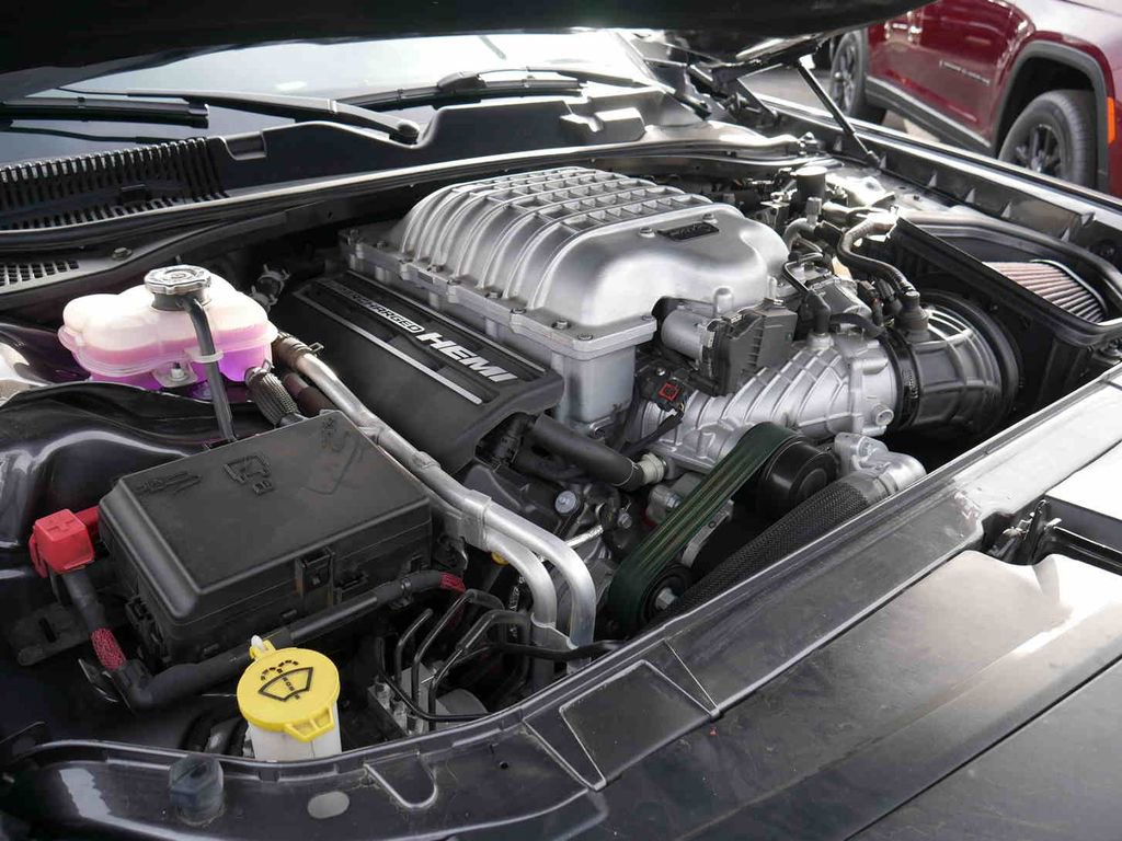 Used 2021 Dodge Challenger SRT Hellcat Redeye image 15