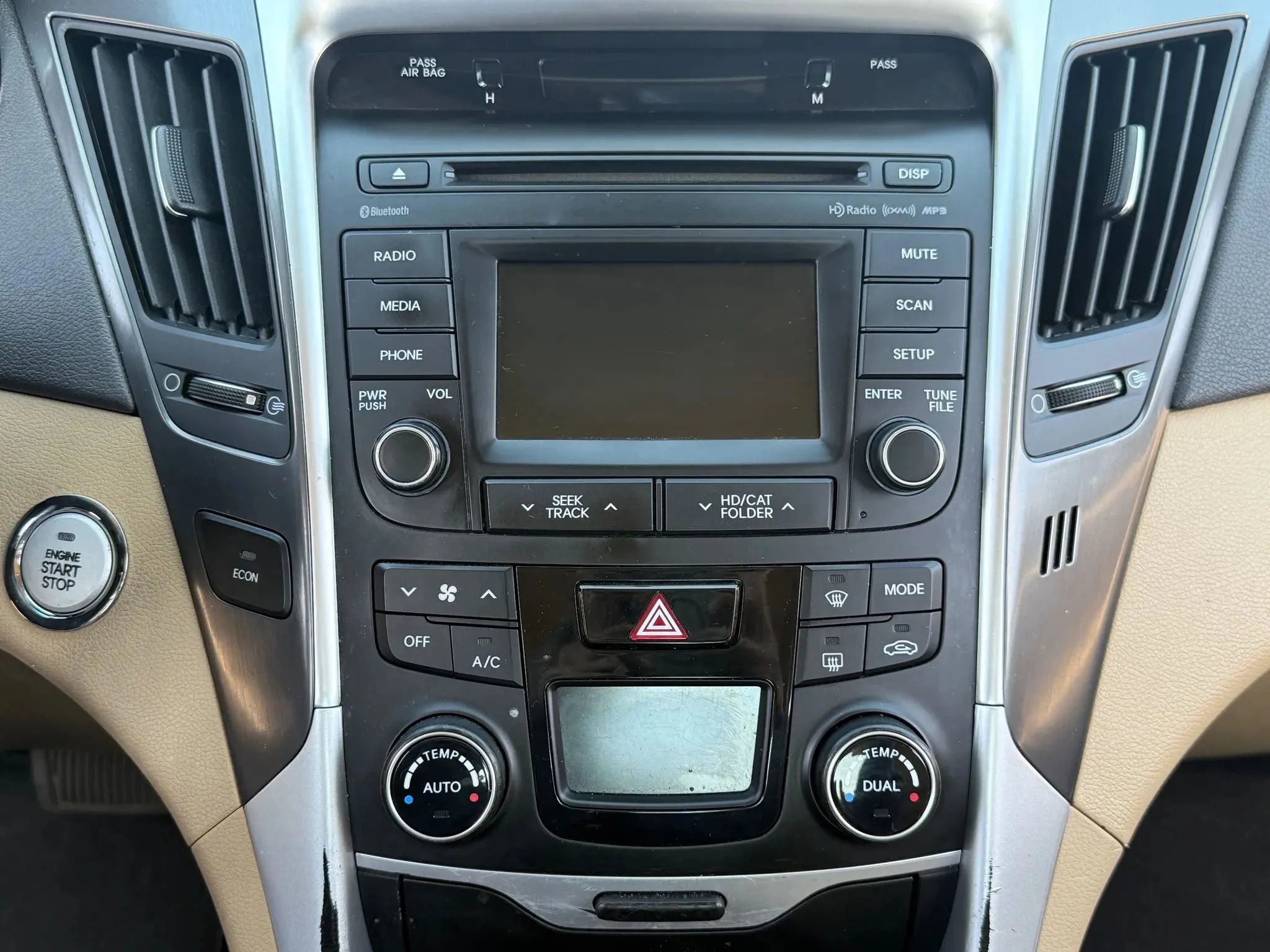 Used 2015 Hyundai Sonata Hybrid image 26