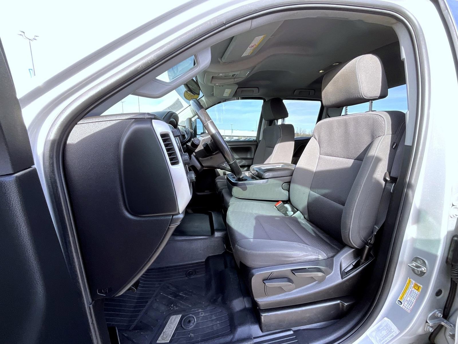 Used 2018 GMC Sierra 2500 SLE image 10