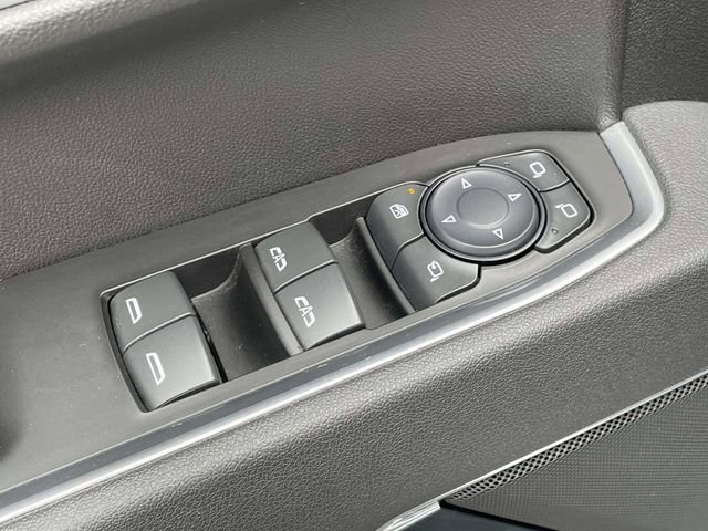 Certified 2025 GMC Sierra 1500 SLT image 15