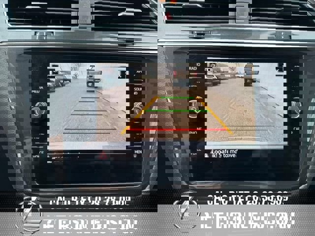 Used 2022 Volkswagen Tiguan SE R-Line image 17