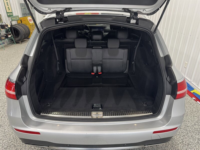 Used 2018 Mercedes-Benz E 400 4MATIC Wagon image 14