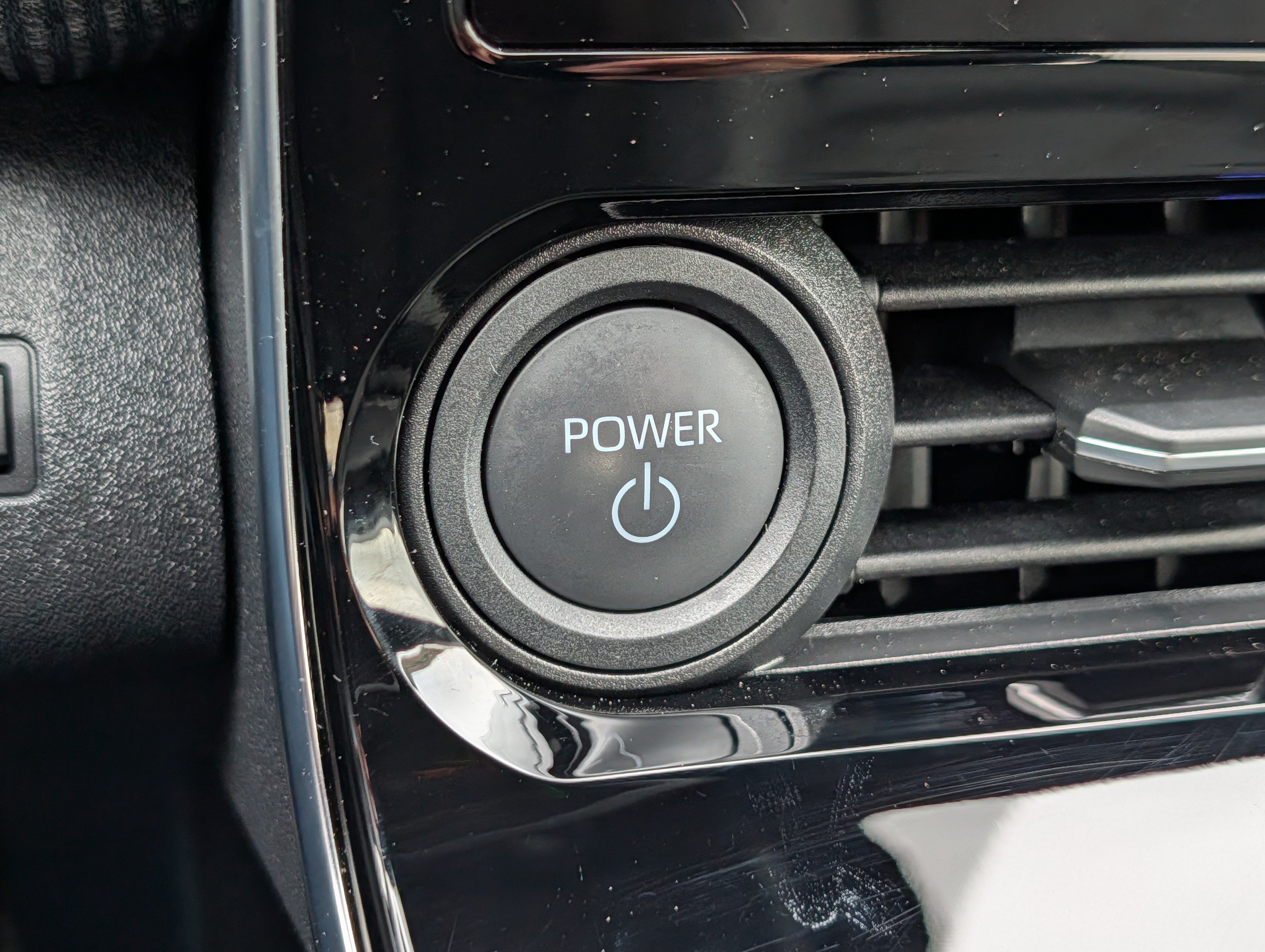 Certified 2023 Subaru Solterra AWD image 29