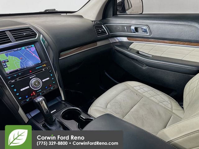 Used 2016 Ford Explorer Platinum image 25