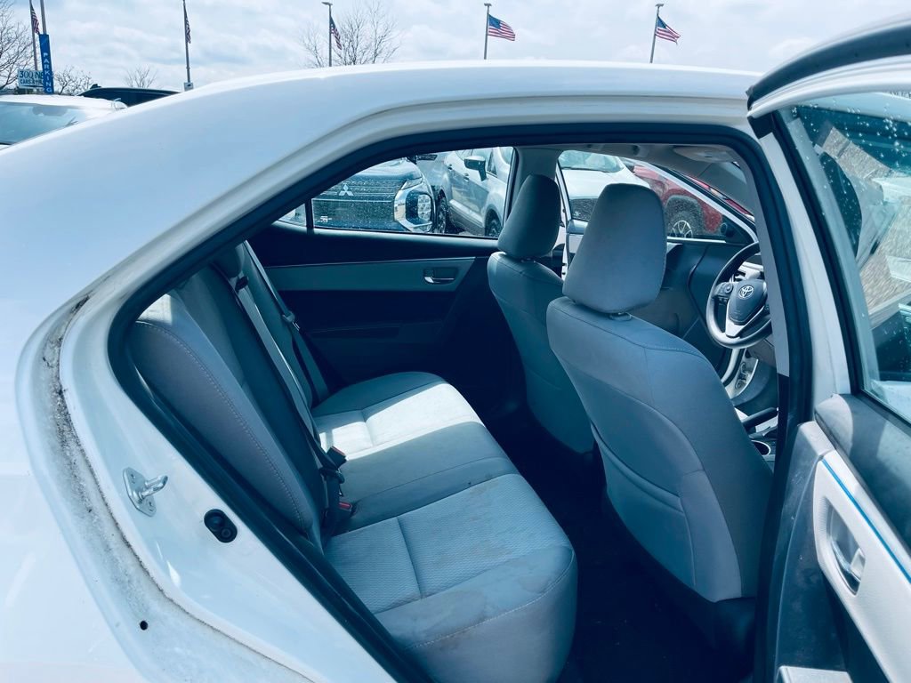 Used 2016 Toyota Corolla LE image 20
