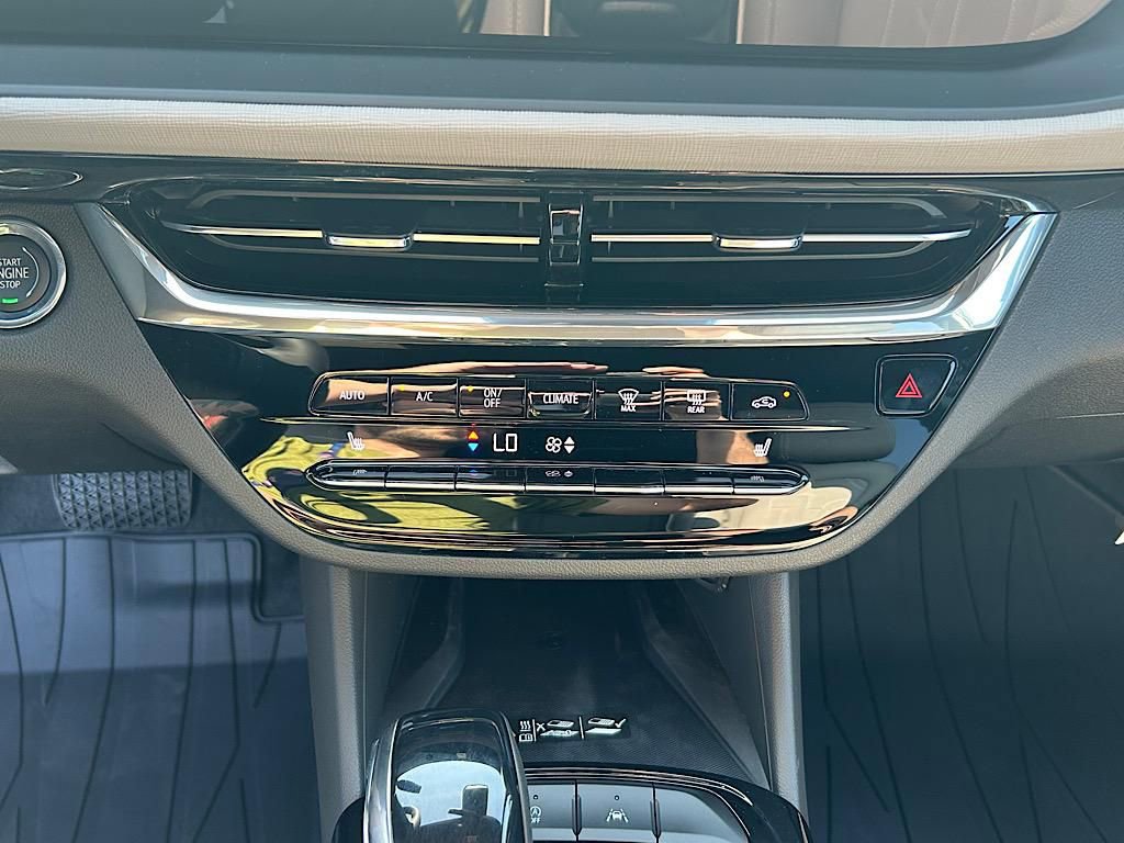 New 2025 Buick Envista Avenir image 19