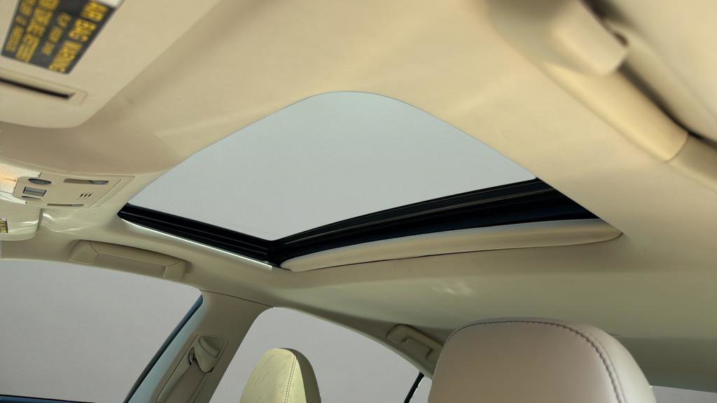 Used 2014 Lexus ES 350 w/ Luxury Package FWD image 12