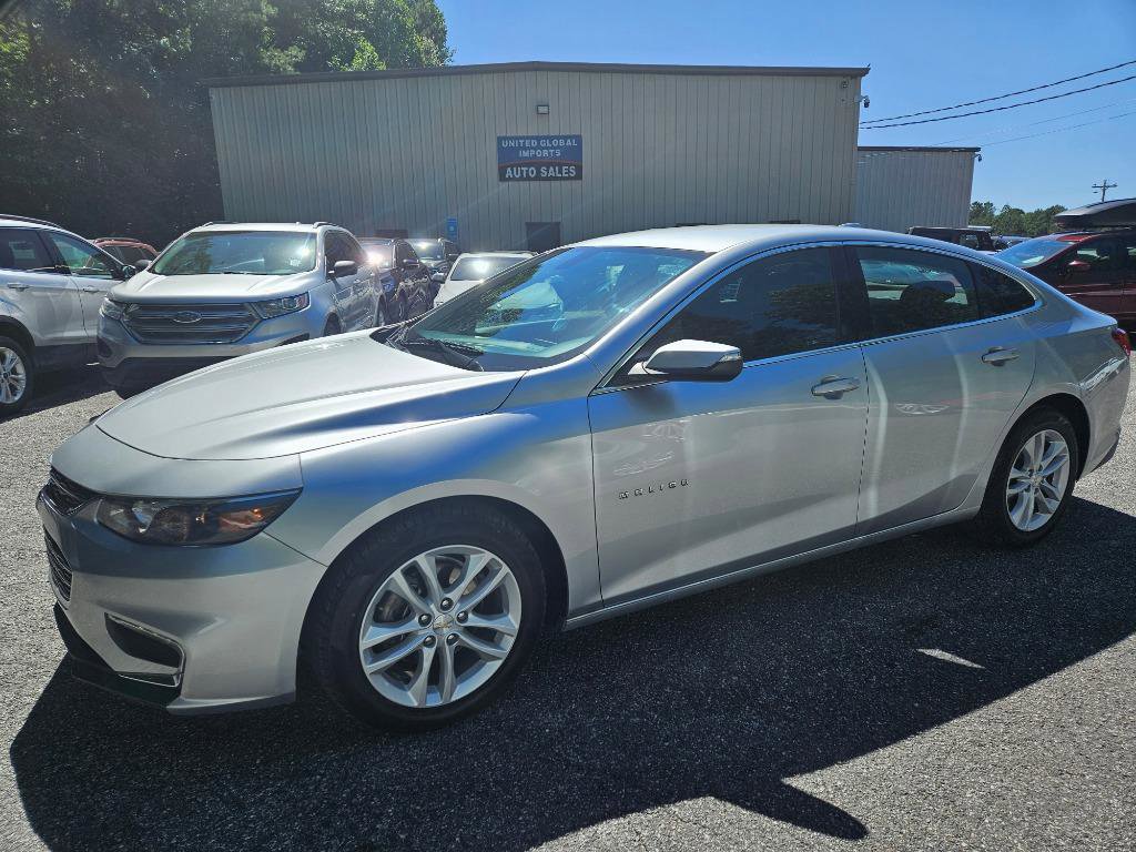 Used 2018 Chevrolet Malibu LT image 1