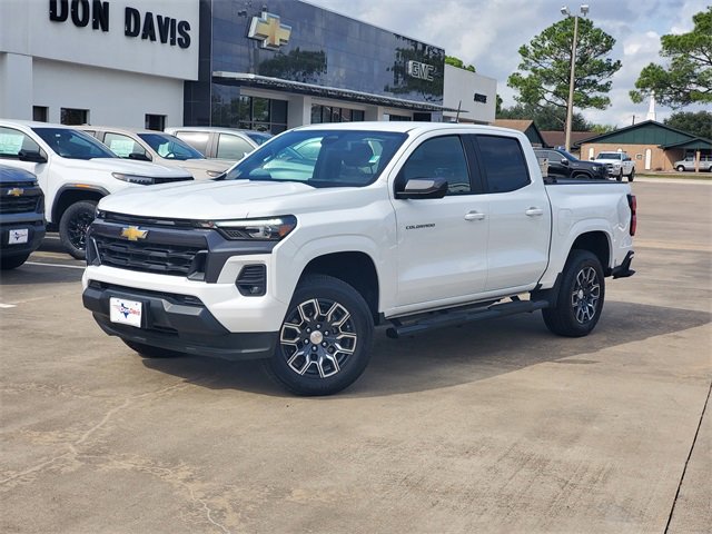 Used 2024 Chevrolet Colorado LT w/ LT Convenience Package III image 29