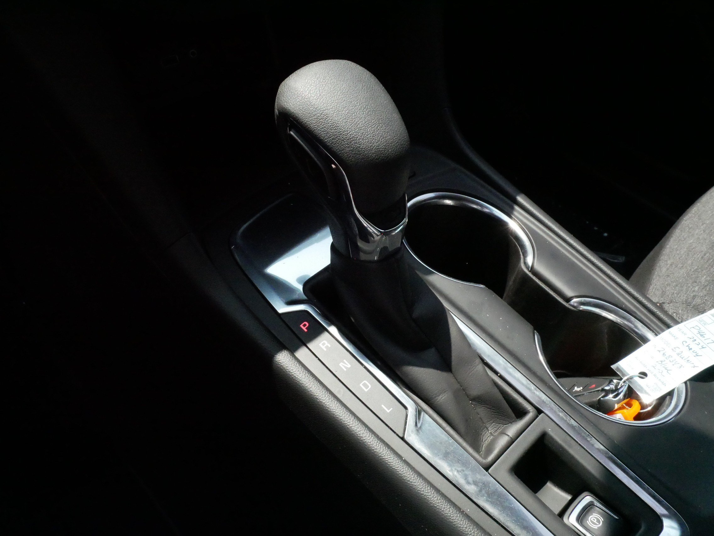 Used 2024 Chevrolet Equinox LT FWD image 24