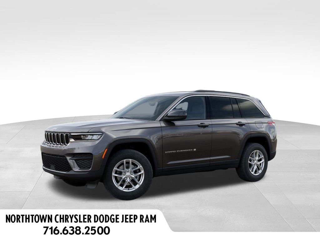 New 2026 Jeep Grand Cherokee Laredo X AWD/4WD image 2