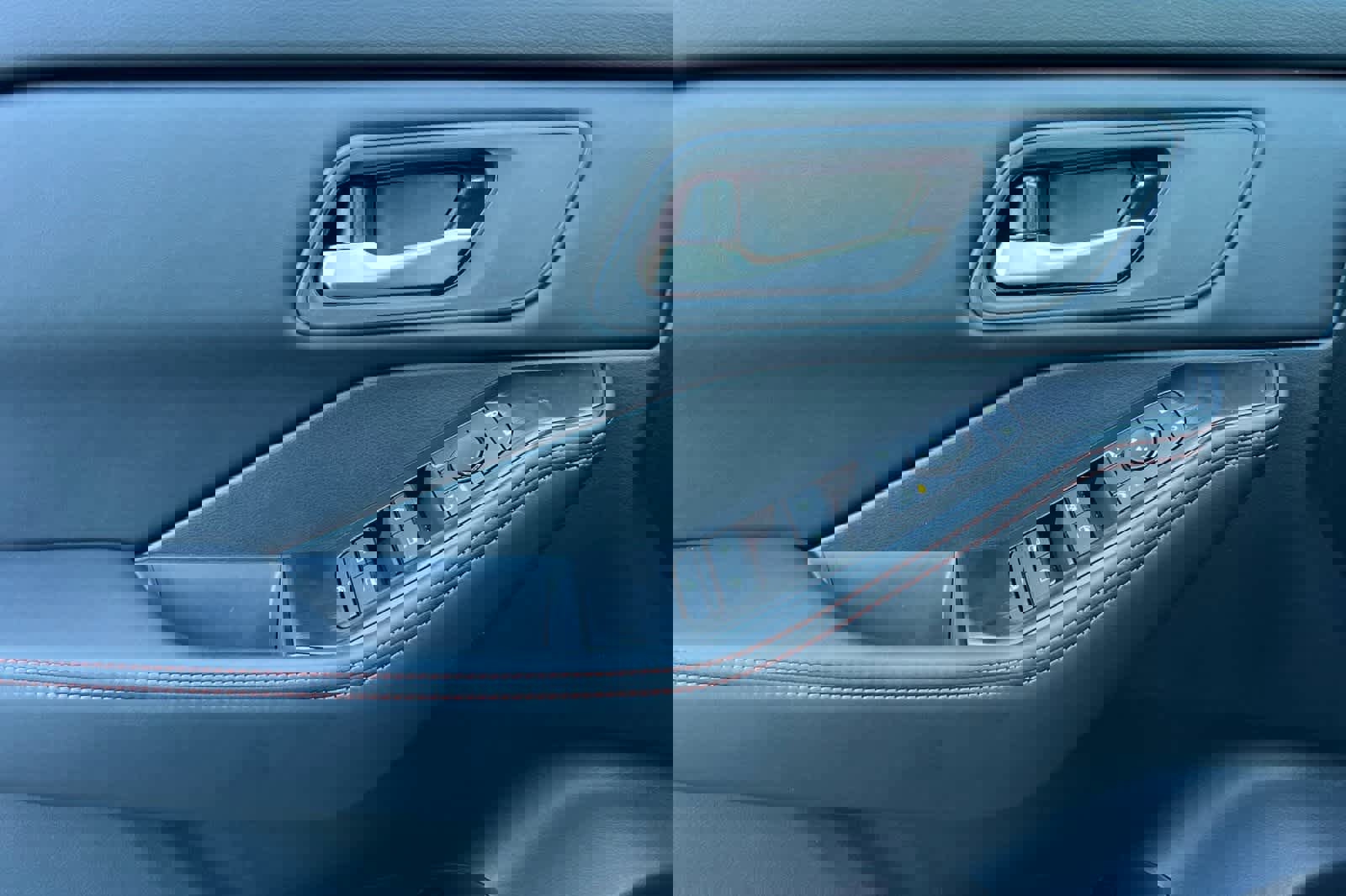 New 2026 Nissan Rogue SV image 13