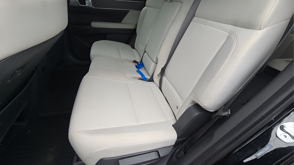 Certified 2026 Hyundai Santa Fe SE AWD/4WD image 28