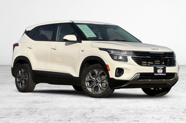 Certified 2024 Kia Seltos LX AWD/4WD image 2
