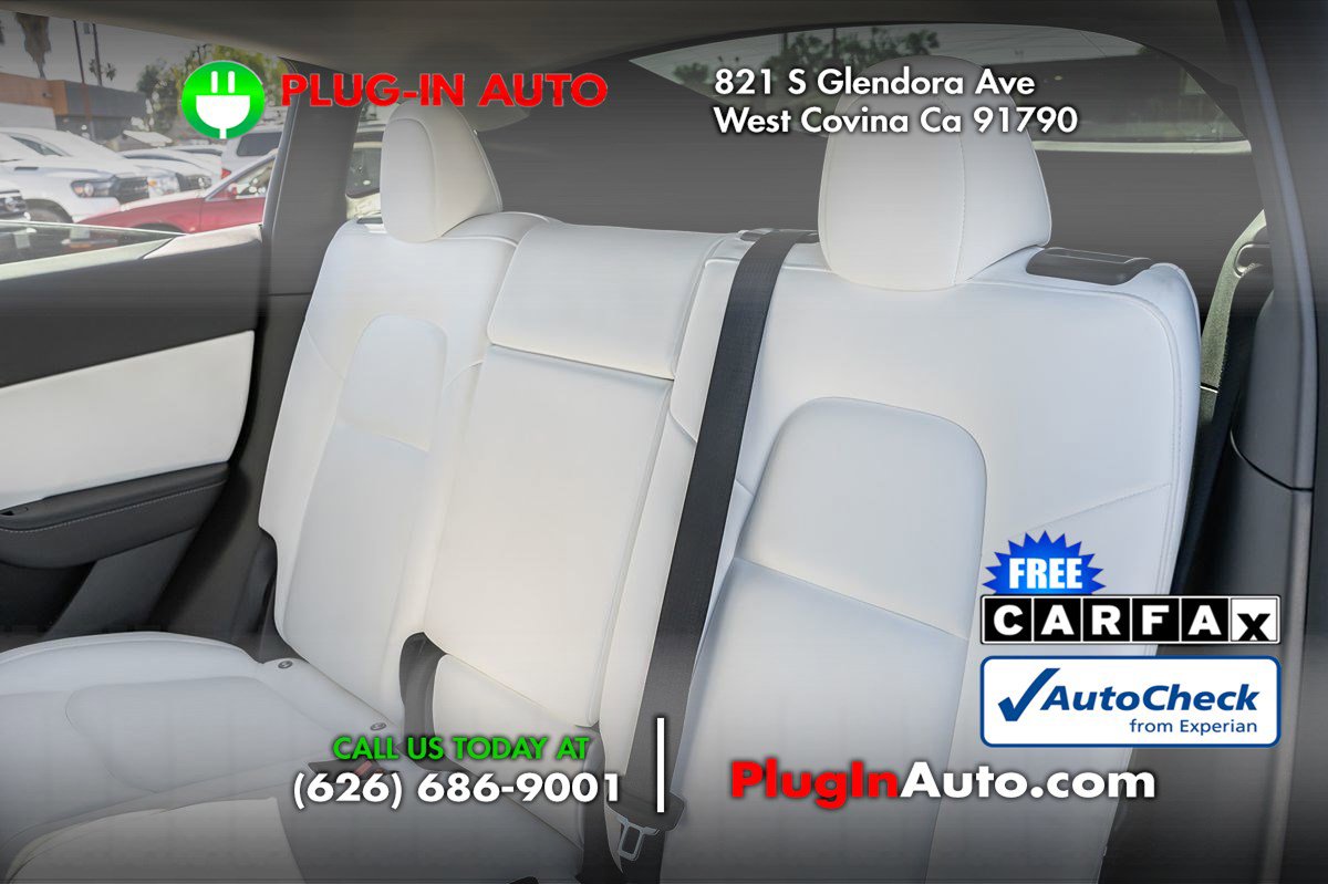 Used 2022 Tesla Model Y Performance image 11