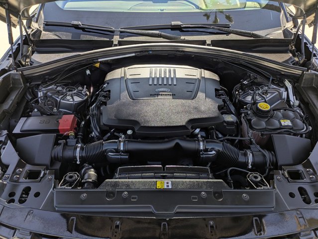 Used 2018 Land Rover Range Rover Velar R-Dynamic SE AWD/4WD image 24