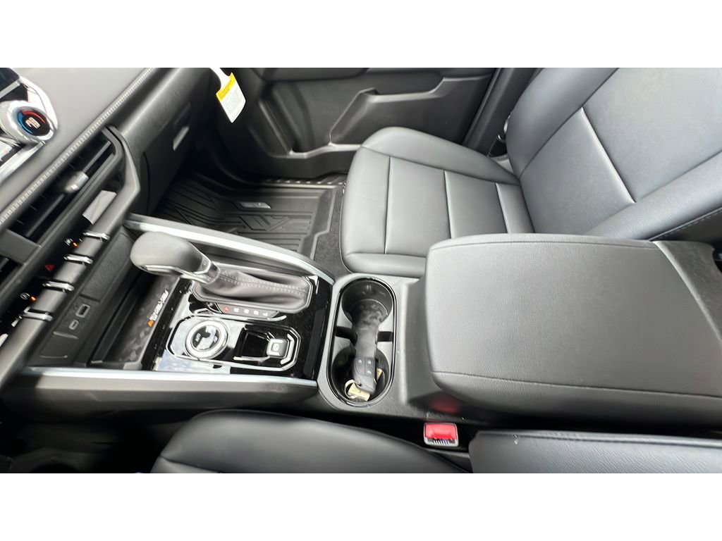 New 2026 Chevrolet Colorado LT w/ LT Convenience Package AWD/4WD image 20