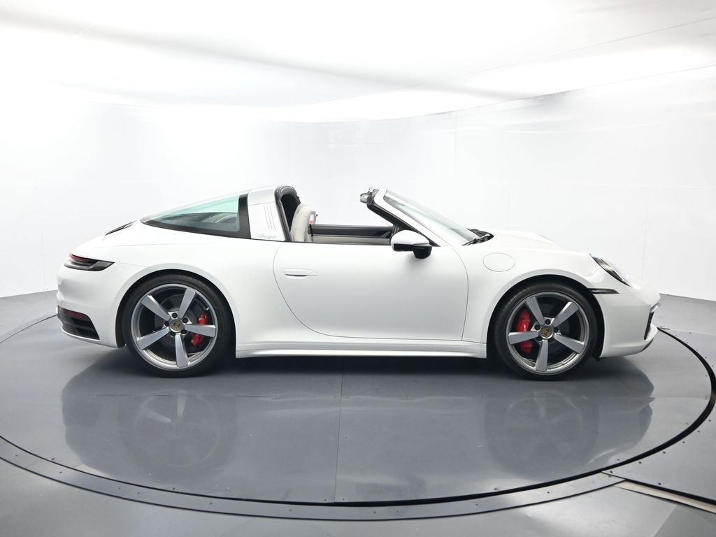 Certified 2021 Porsche 911 Targa 4S image 16