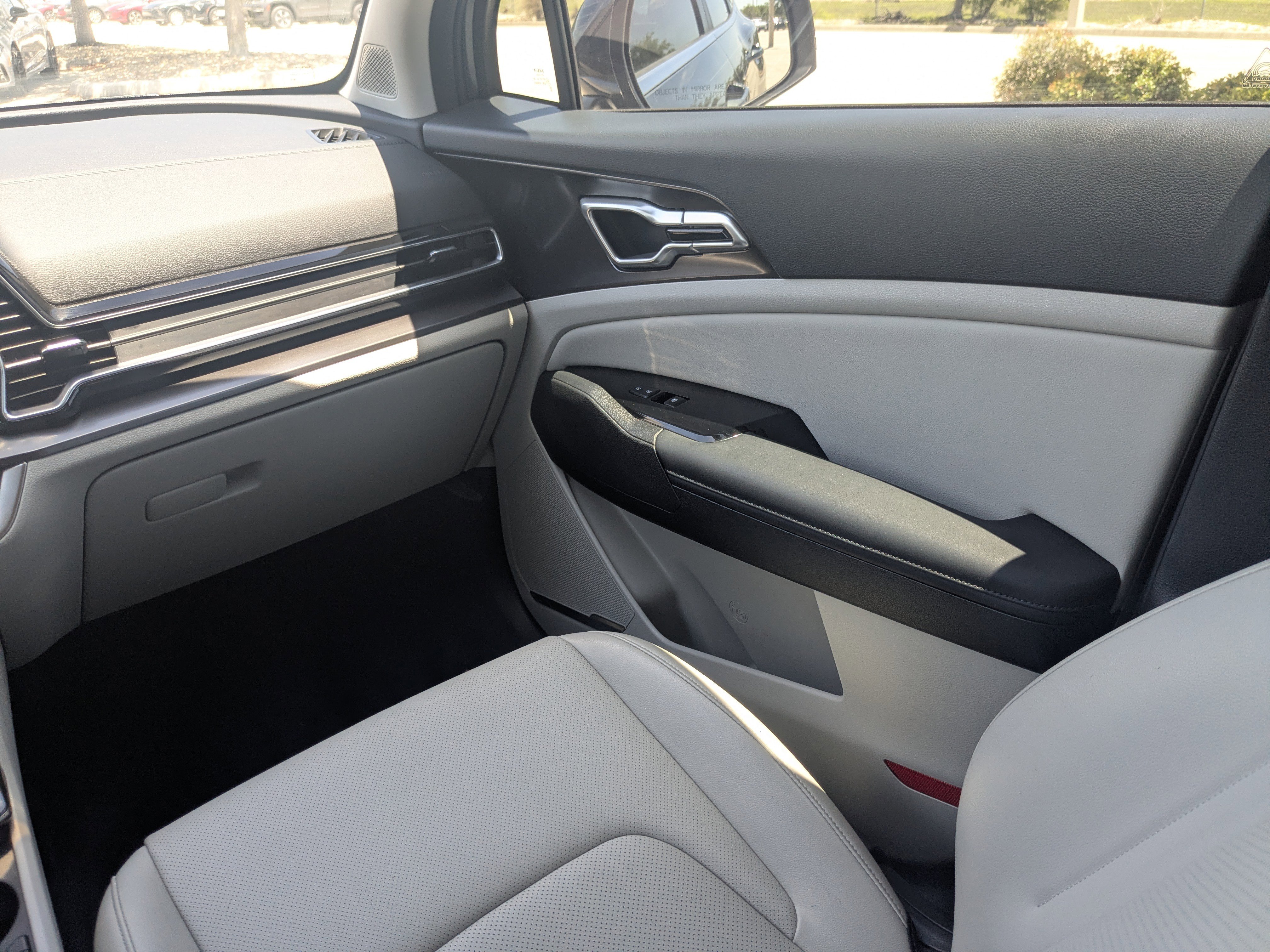 Certified 2023 Kia Sportage EX image 18