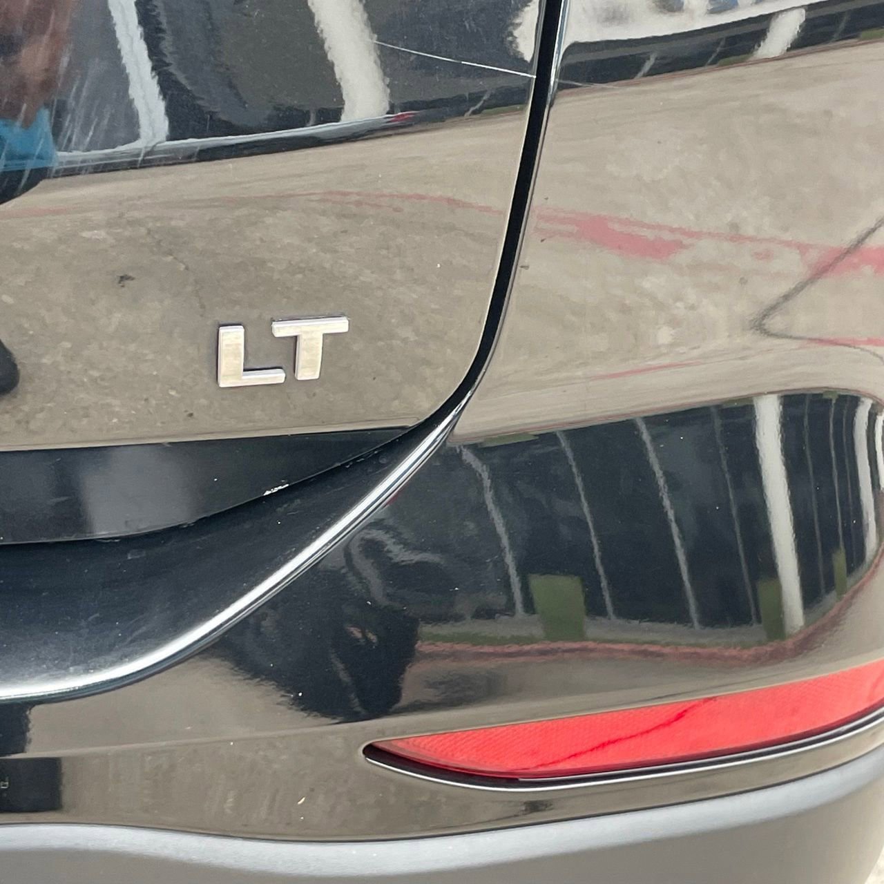 Used 2023 Chevrolet Equinox LT FWD image 6
