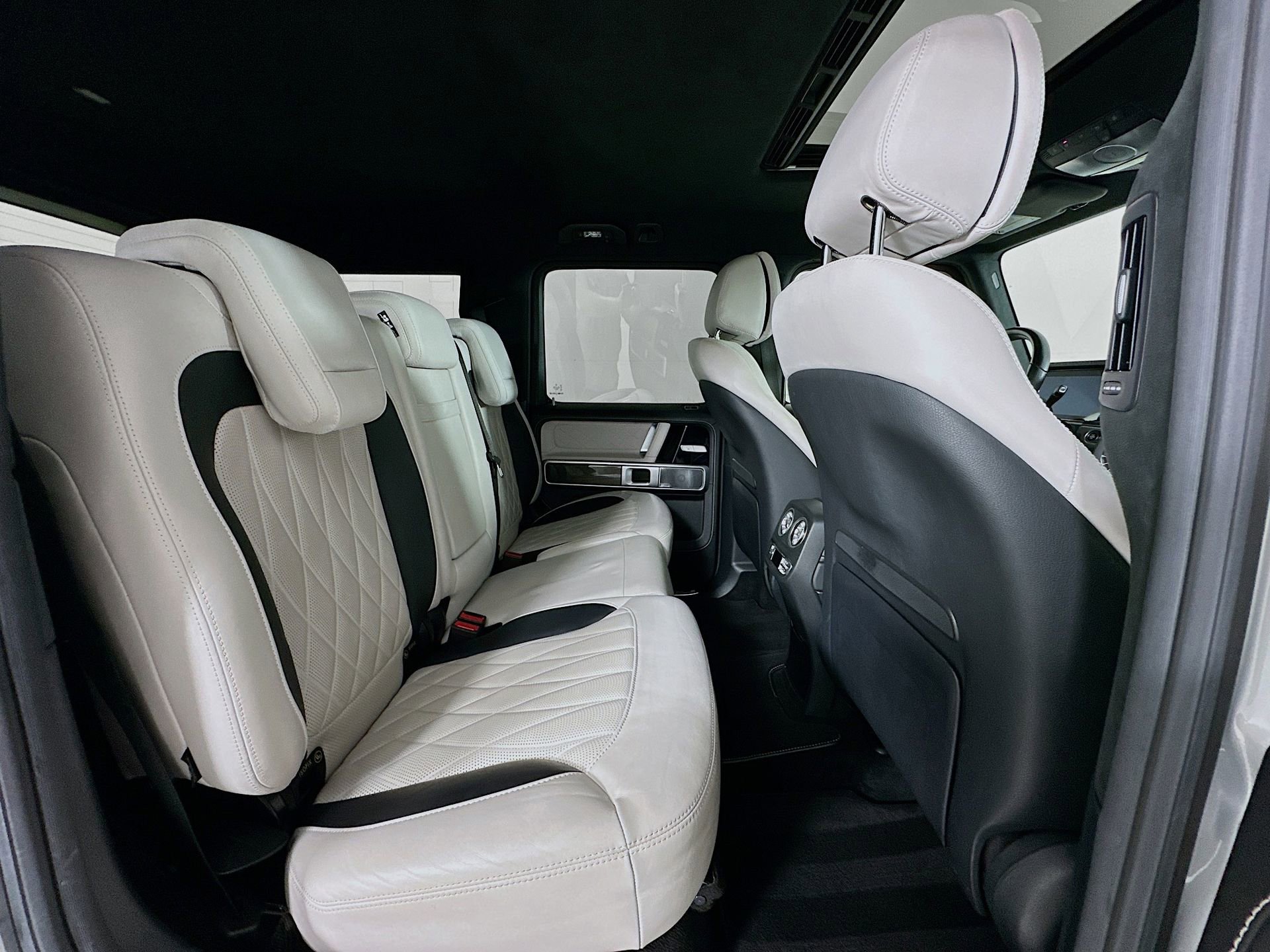 Used 2020 Mercedes-Benz G 550 image 30