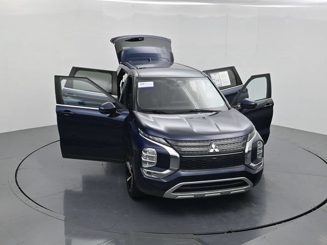 Used 2024 Mitsubishi Outlander SE FWD image 53