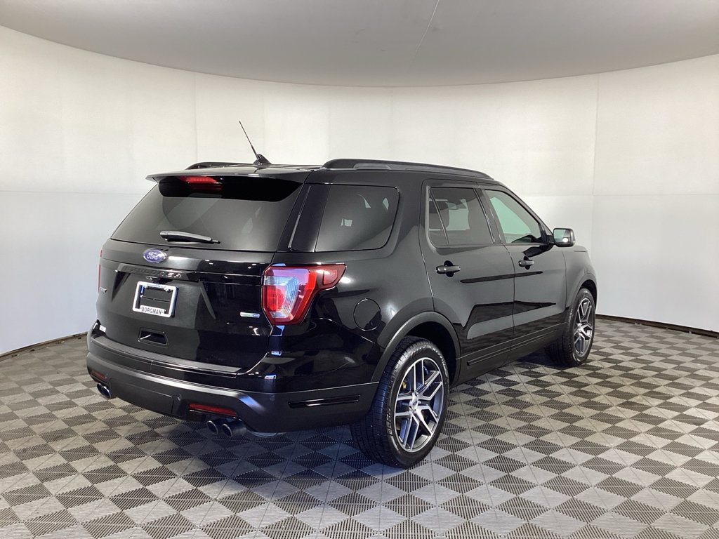 Used 2018 Ford Explorer Sport AWD/4WD image 2