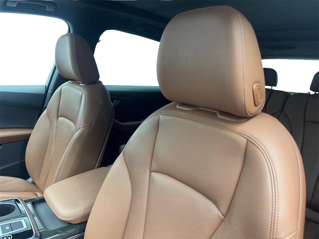 Used 2021 Audi Q7 3.0T Premium w/ Convenience Package image 28