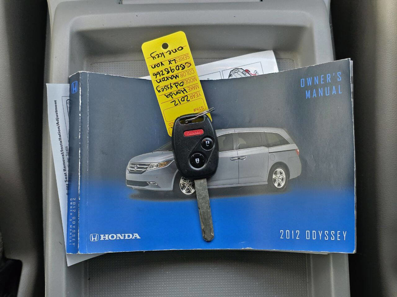 Used 2012 Honda Odyssey LX image 31