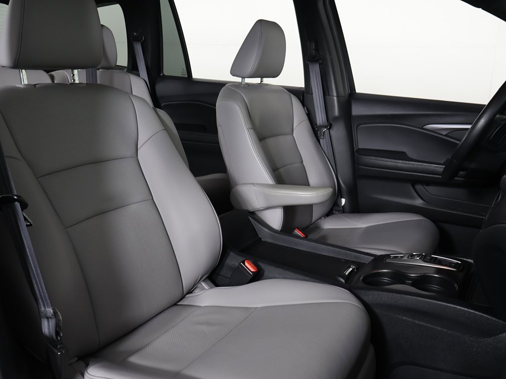 Used 2023 Honda Passport EX-L image 30