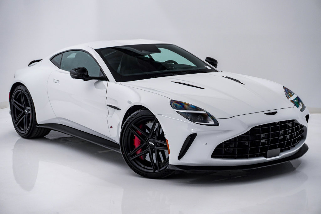 New 2026 Aston Martin V8 Vantage S RWD image 3