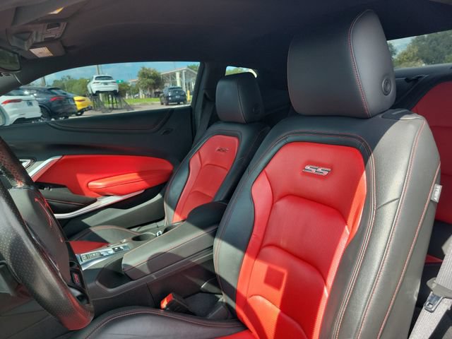 Used 2022 Chevrolet Camaro SS RWD image 20