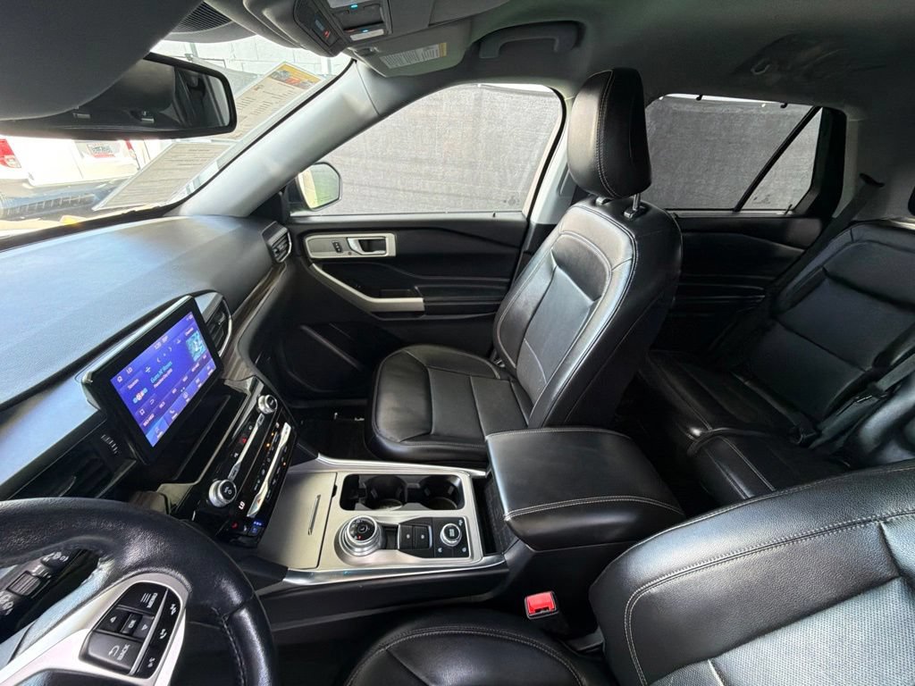 Used 2021 Ford Explorer Limited AWD/4WD image 25