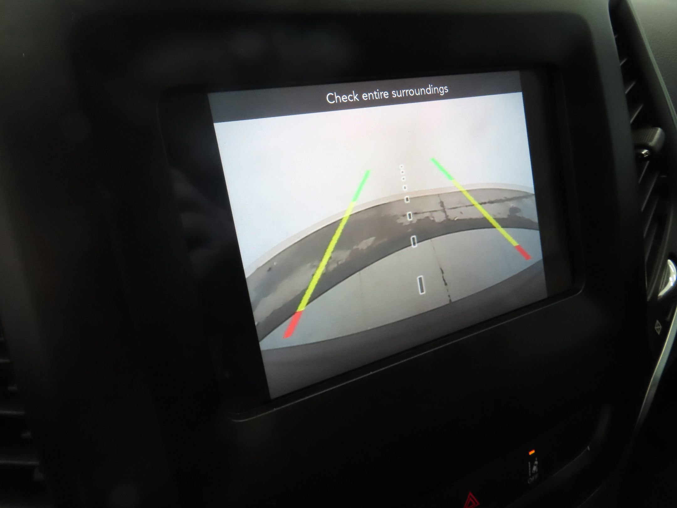 Used 2021 Jeep Cherokee Latitude Plus FWD image 18