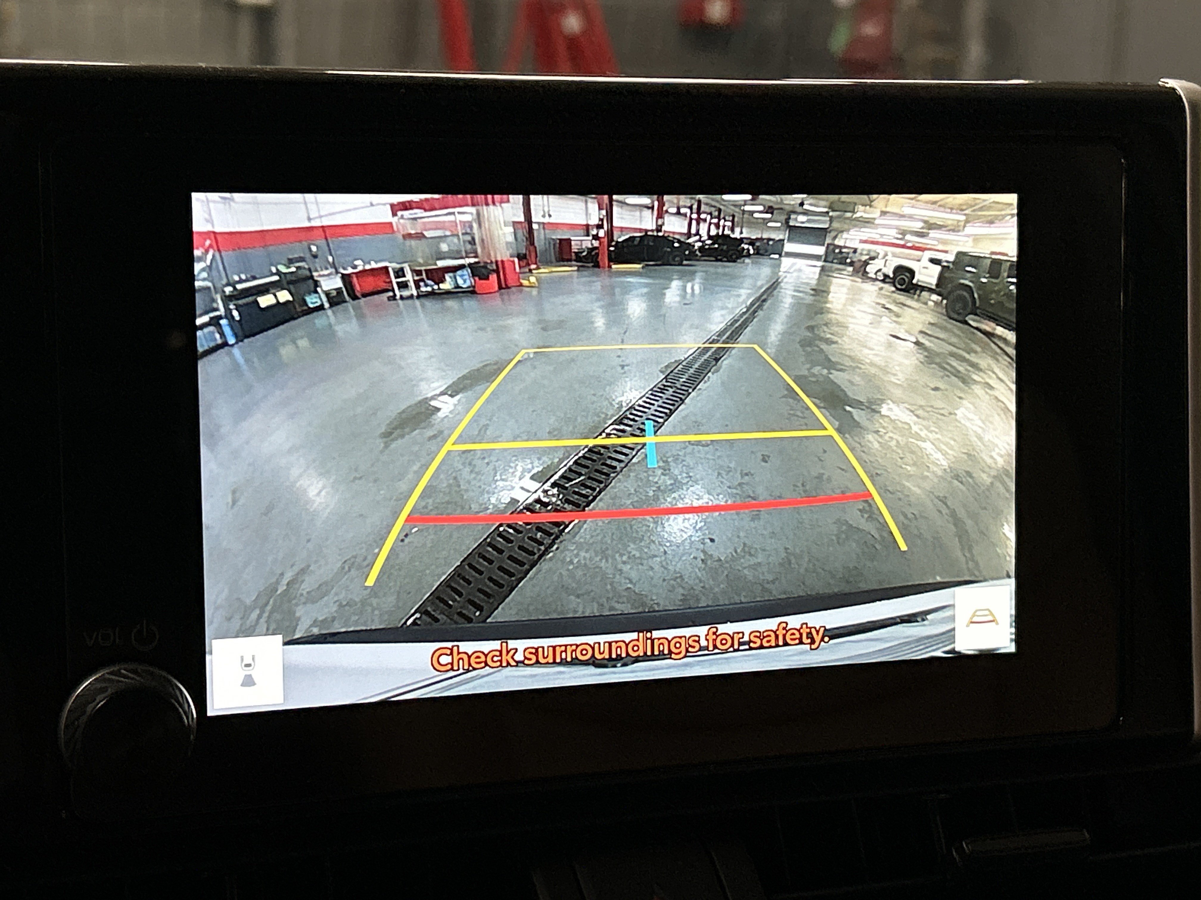 Certified 2025 Toyota RAV4 XLE w/ Convenience Package FWD image 23